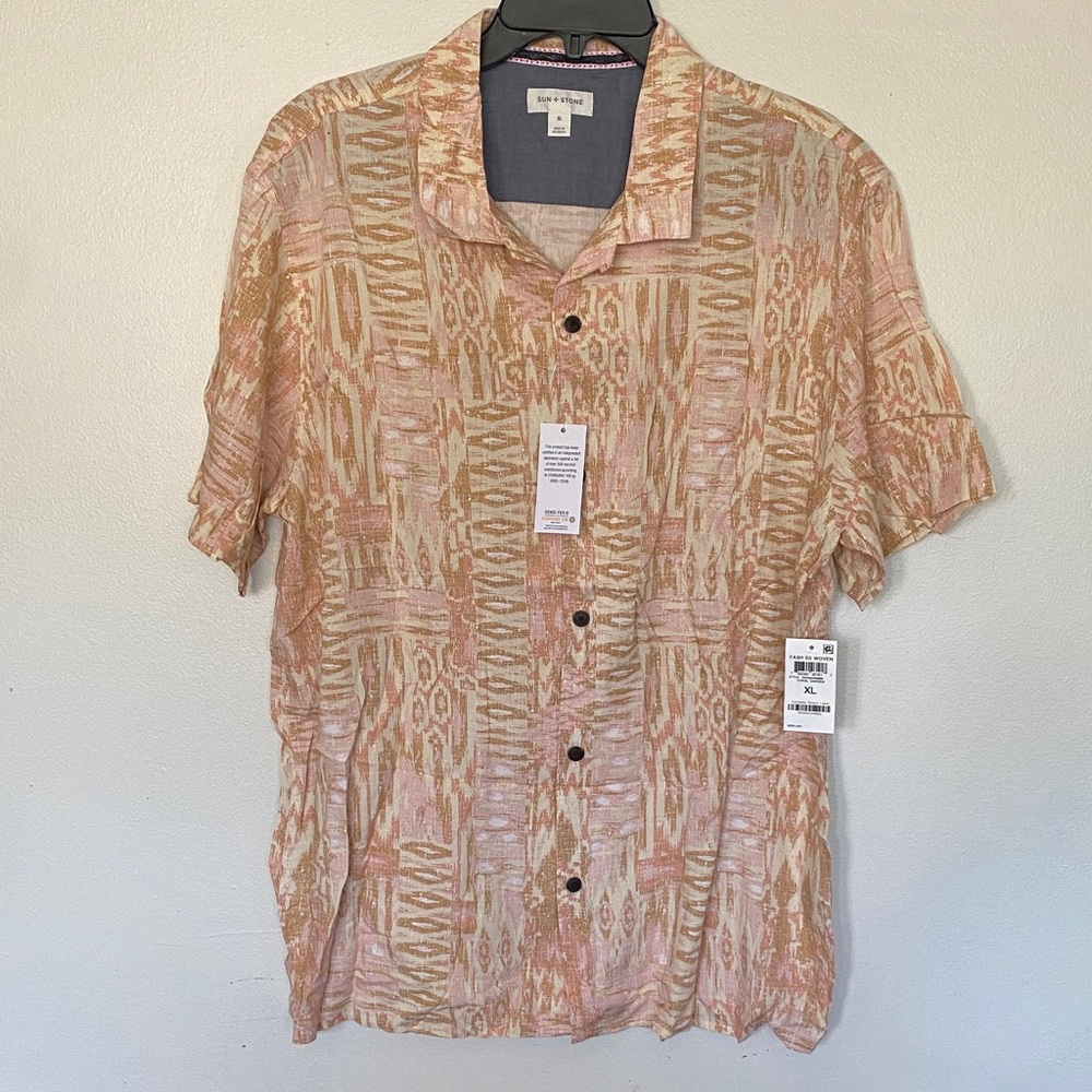 Sun + Stone Pink and Beige Short Sleeve Button-Down Camp Shirt